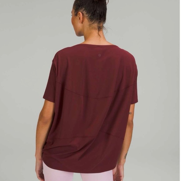 lululemon athletica Tops - Lululemon Back in Action Short Sleeve T-Shirt Nulu – Red Merlot – Size 4 - NWOT